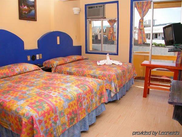 Hotel Zihuatanejo Centro 部屋 写真