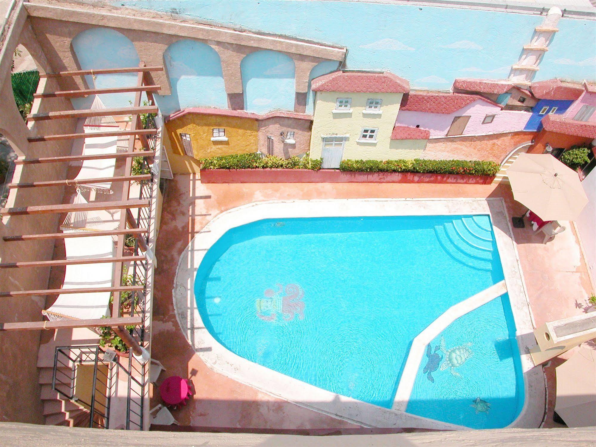 Hotel Zihuatanejo Centro エクステリア 写真